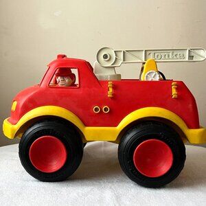 Vintage Rare Tonka Large Fire Truck with Fireman